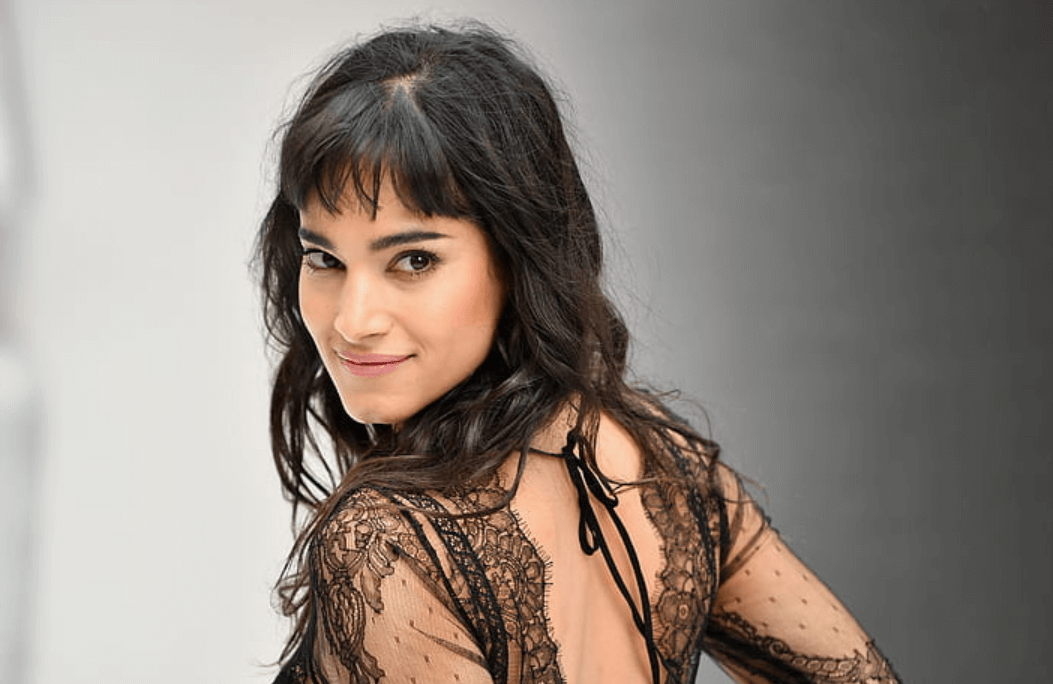 Wallpaper:2ermsabmff8= Sofia Boutella