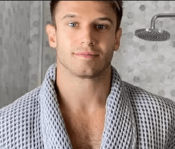 Sam Cushing Net Worth